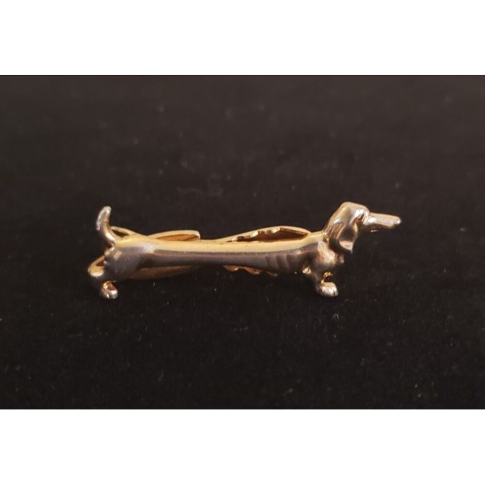 Whimsical, Artsy, Fun - Vintage Hickok USA Dachsund Tie Clip / Tie Bar 1.5" long